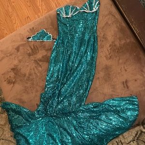 Mermaid Halloween Costume small